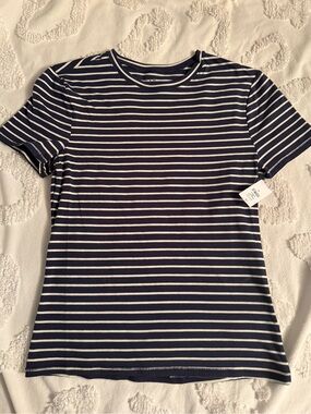 Striped Short-Sleeve Crewneck Top - Navy & White
